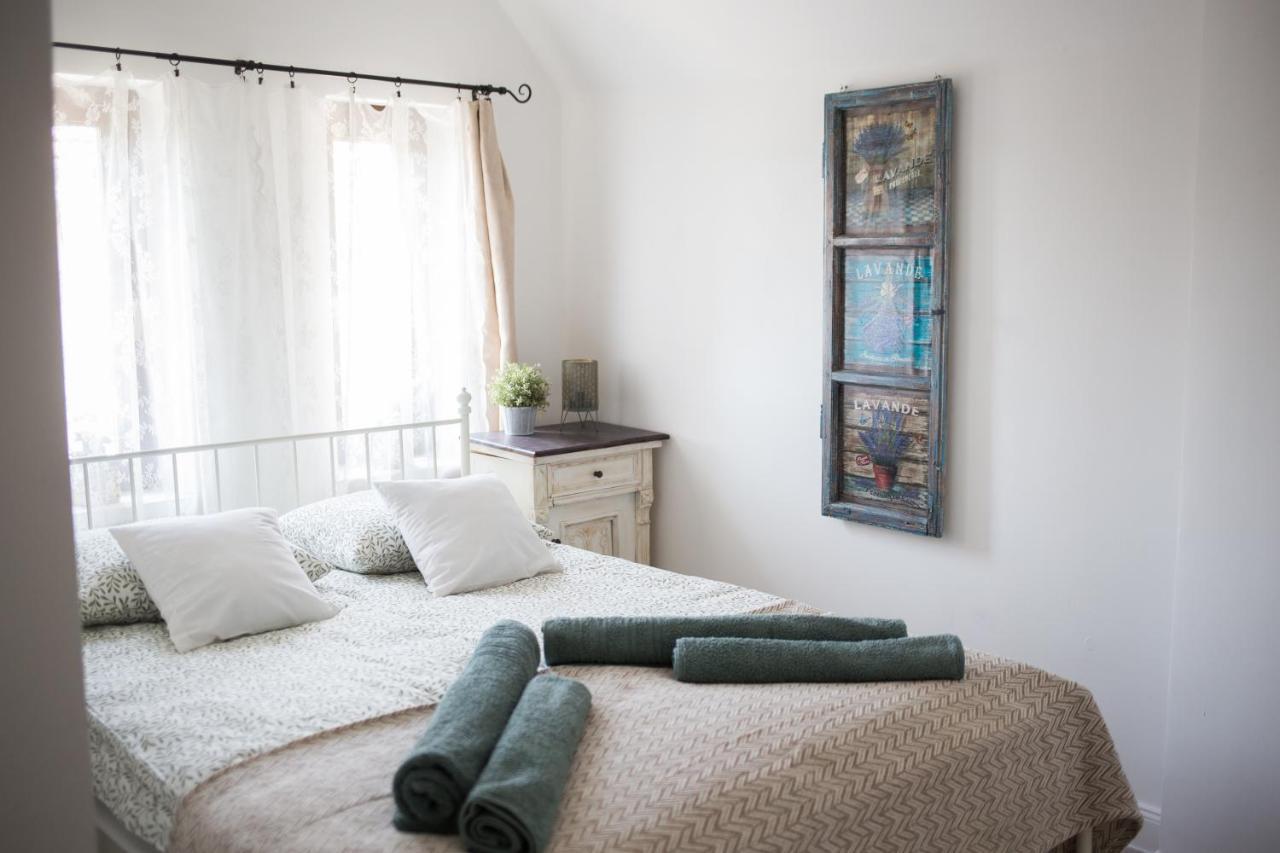 Kuria With Free Parking Apartment Budapest