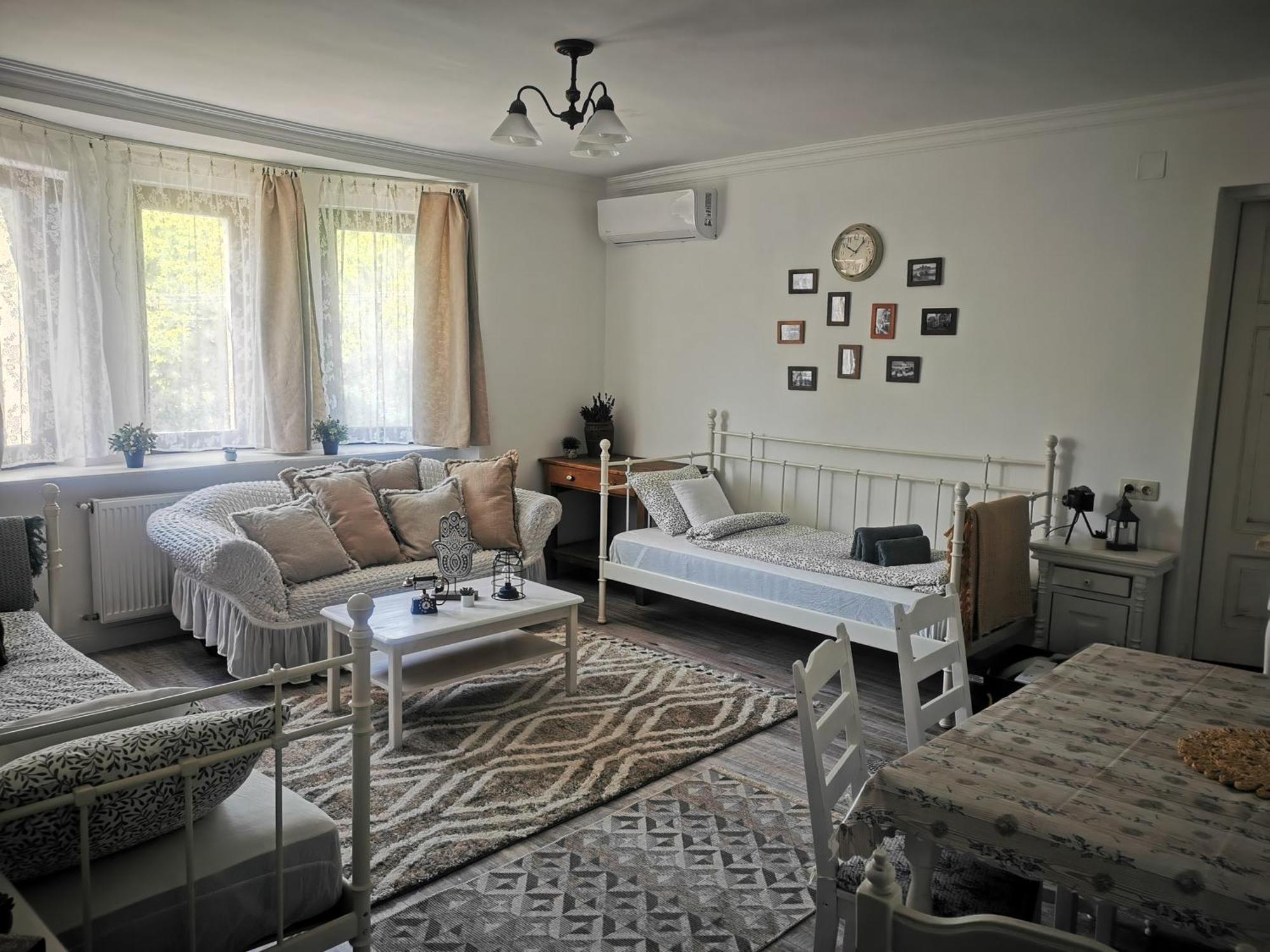 Kuria With Free Parking Apartman *