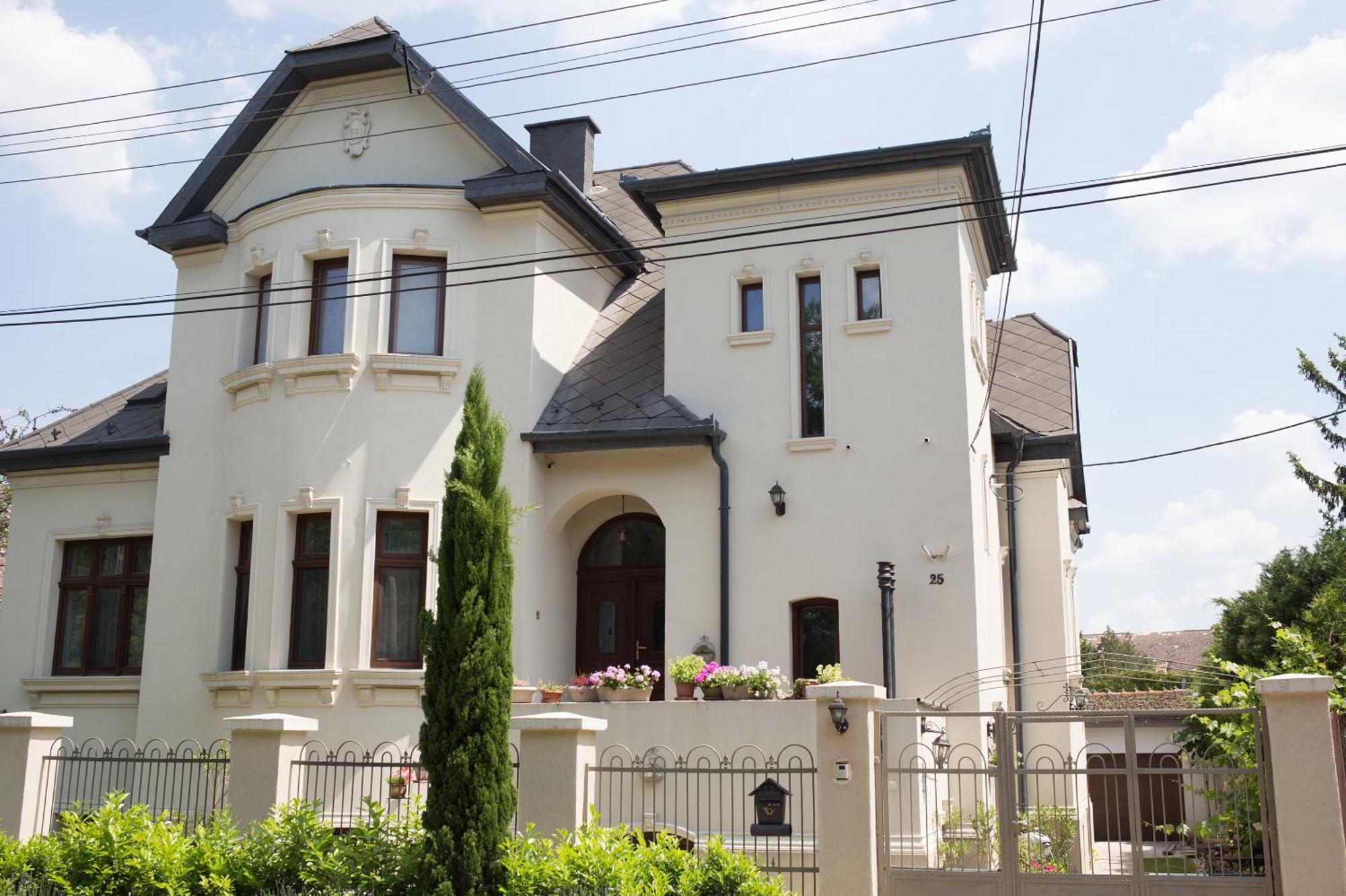 Apartman Kuria With Free Parking