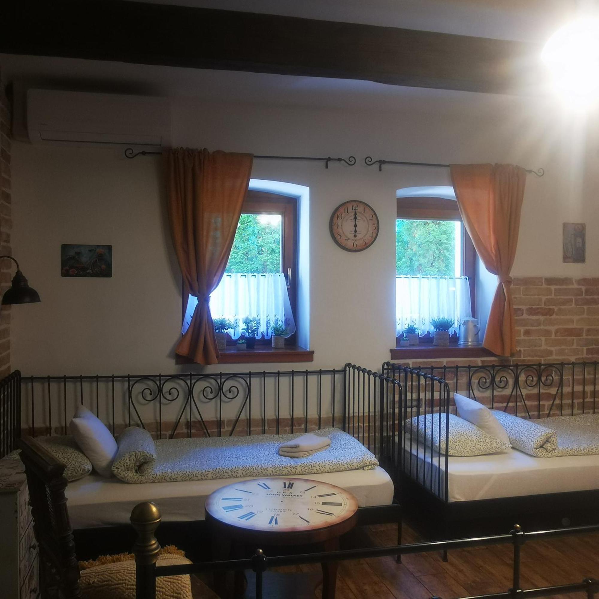 Apartman Kuria With Free Parking